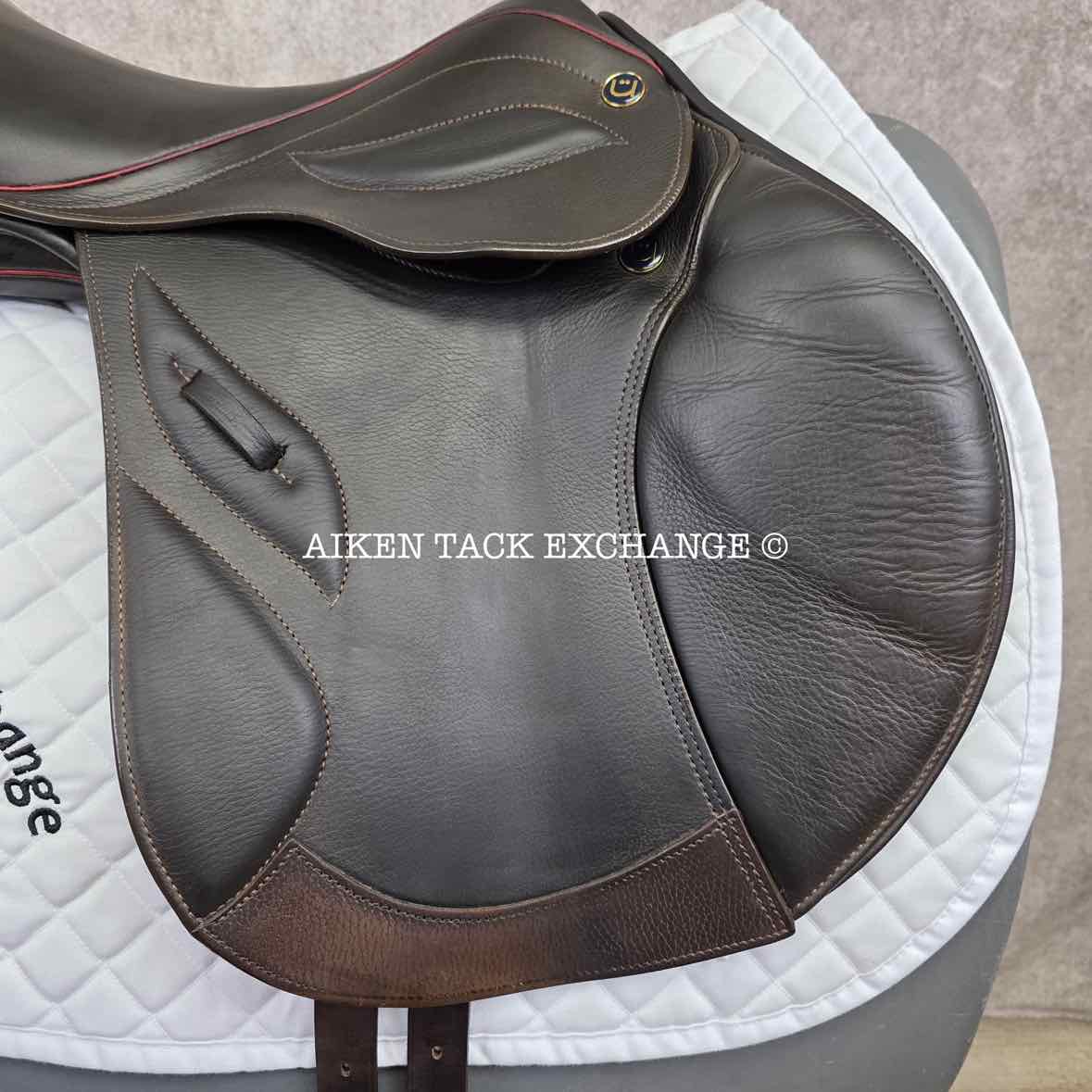 2021 Stubben Phoenix Elite Close Contact Jump Saddle, 18" Seat, 30cm Tree - MW, Wool Flocked Panels
