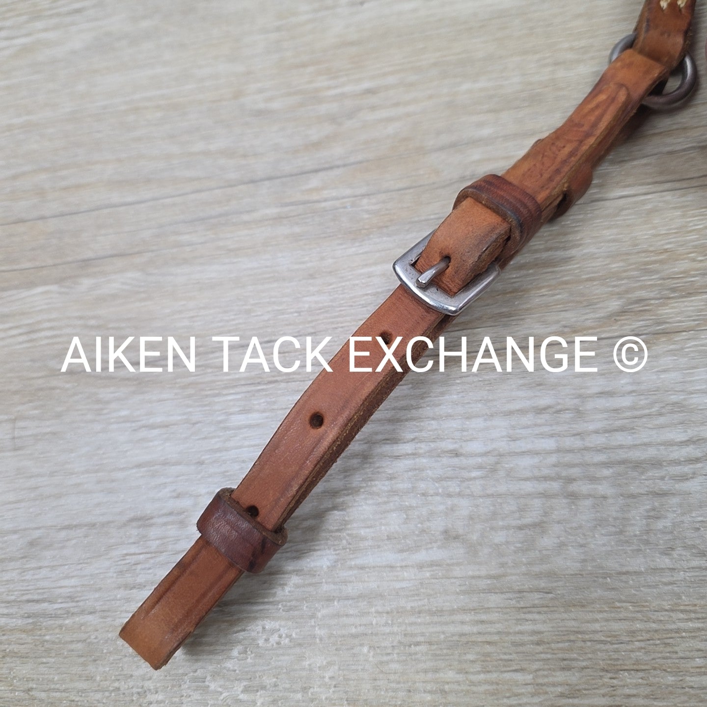 Kuda Saddlery Leather Bridle with Matching Bit Holder