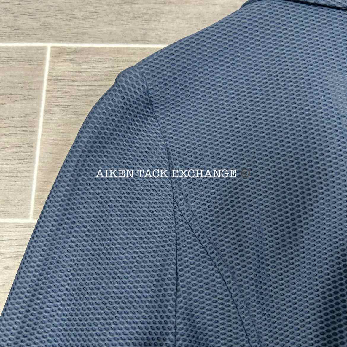 AA Platinum MotionLite Competition Show Coat, Size Small