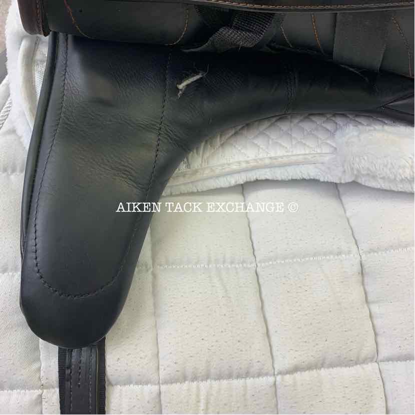 2016 MacRider Arlando Monoflap Dressage Saddle, 17.5" Seat, Adjustable Tree, Wool Flocked Pony Panels