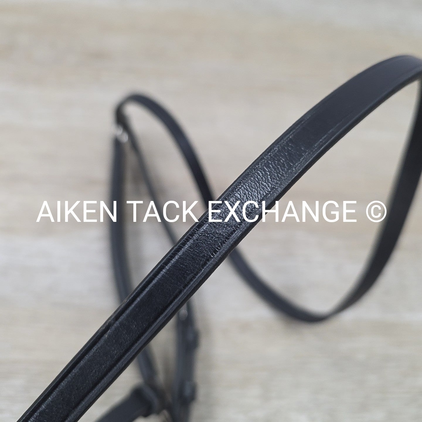 KL Select Red Barn Drop Noseband, Black, Size Cob