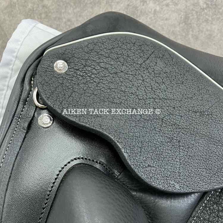 2023 Custom Saddlery Wolfgang Solo MKII Monoflap Dressage Saddle, 17.5" Seat, Adjustable Tree, Wool Flocked Panels