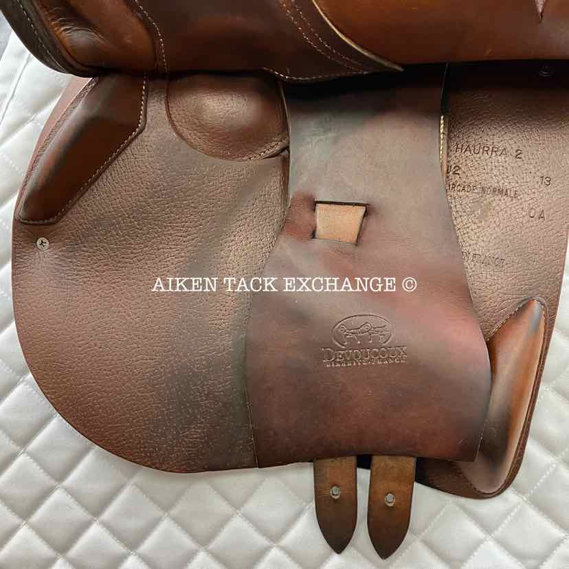 2013 Devoucoux Haurra 2 Close Contact Jump Saddle, 16.5" Seat, 0A Flap, Medium Tree, Wool Flocked Panels