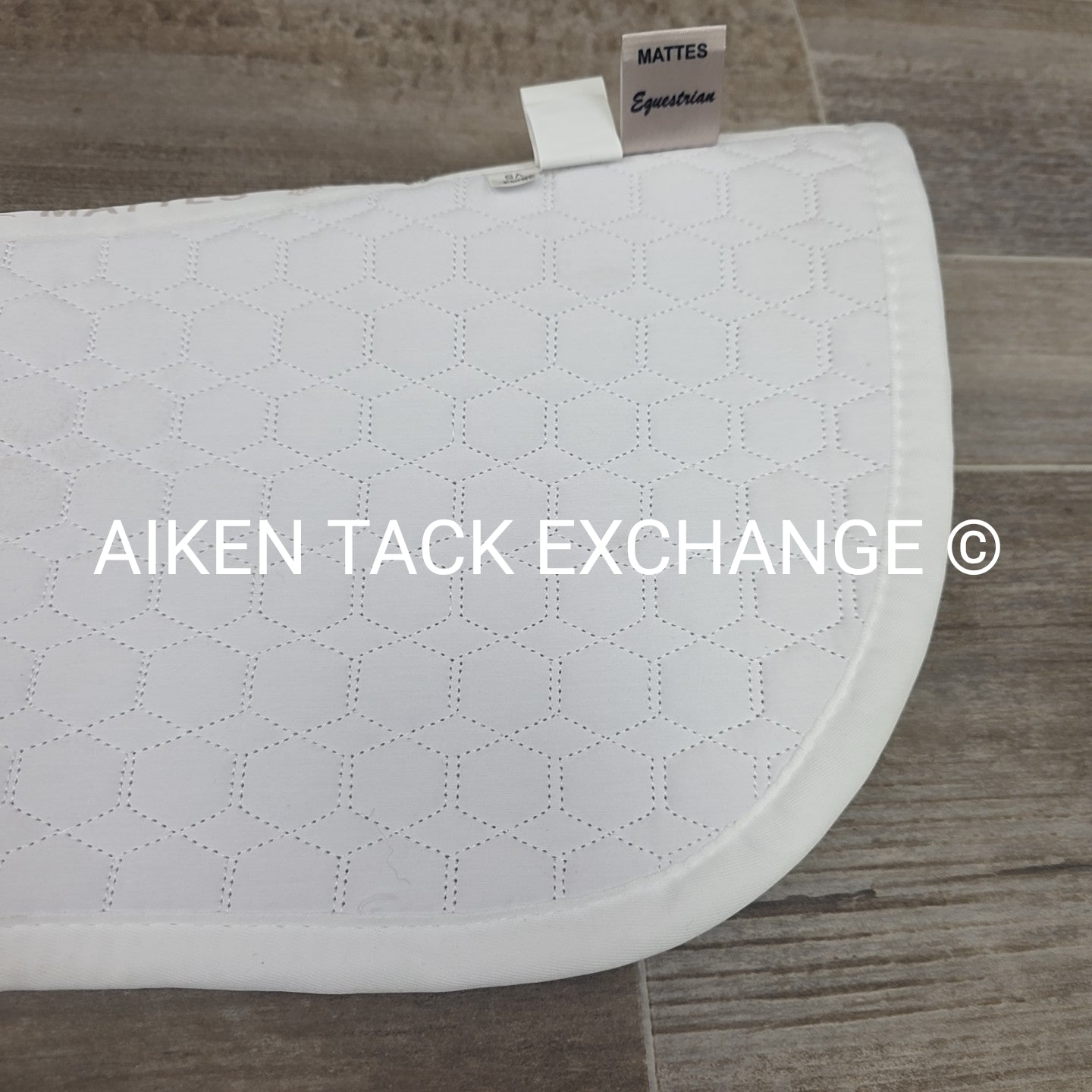 EA Mattes Platinum Contour Quilt Correction Pad, Size XLarge