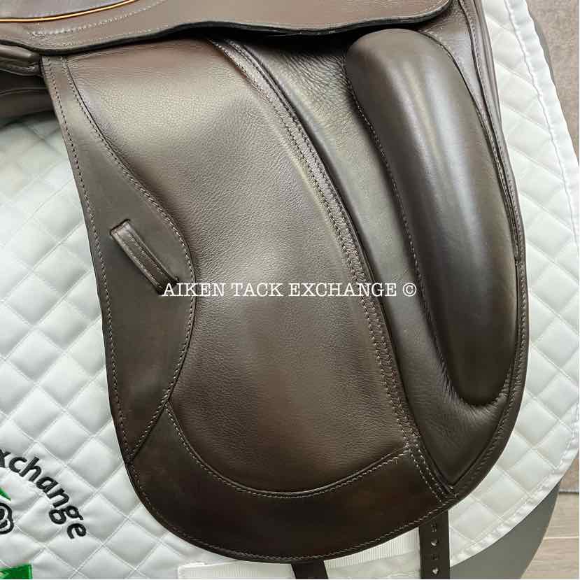 2016 Custom Saddlery Santa Cruz R Monoflap Dressage Saddle, 17.5" Seat, Adjustable Tree, Wool Flocked Panels