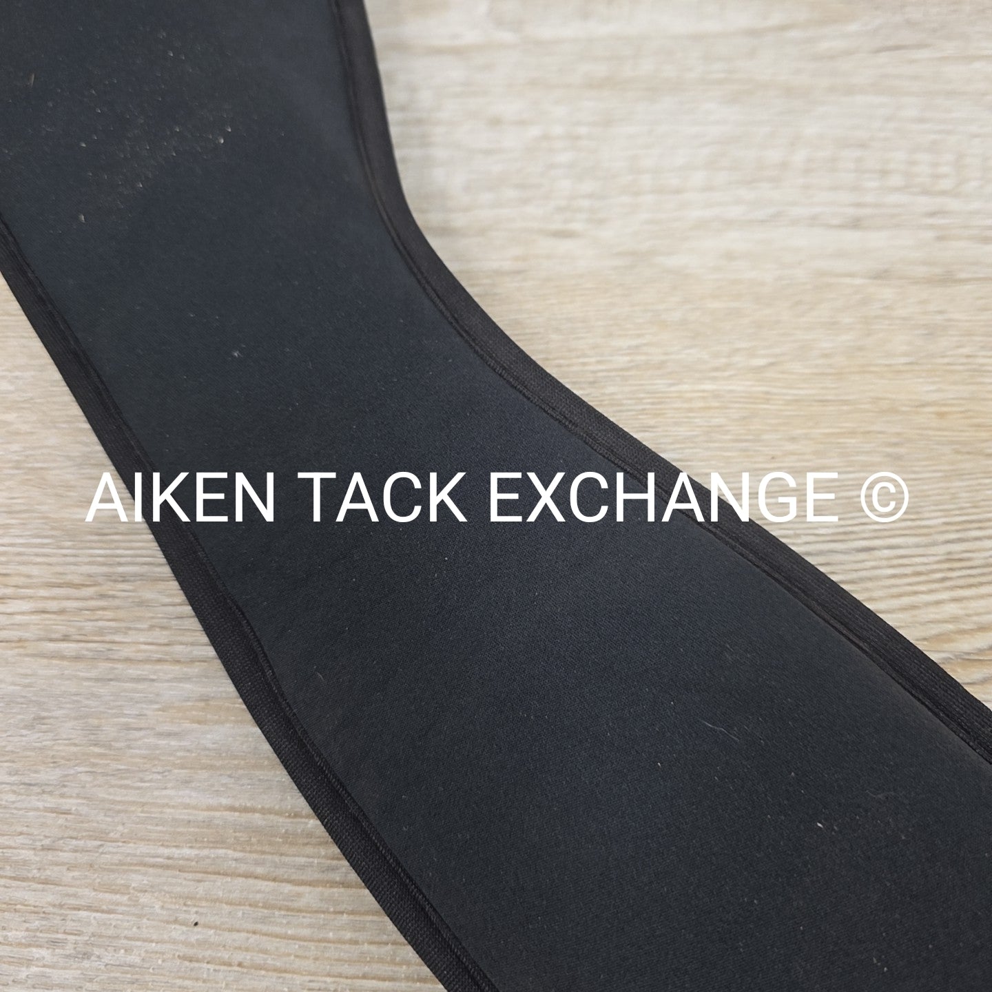 Ovation Gel Body Form Dressage Girth, Black, 22"