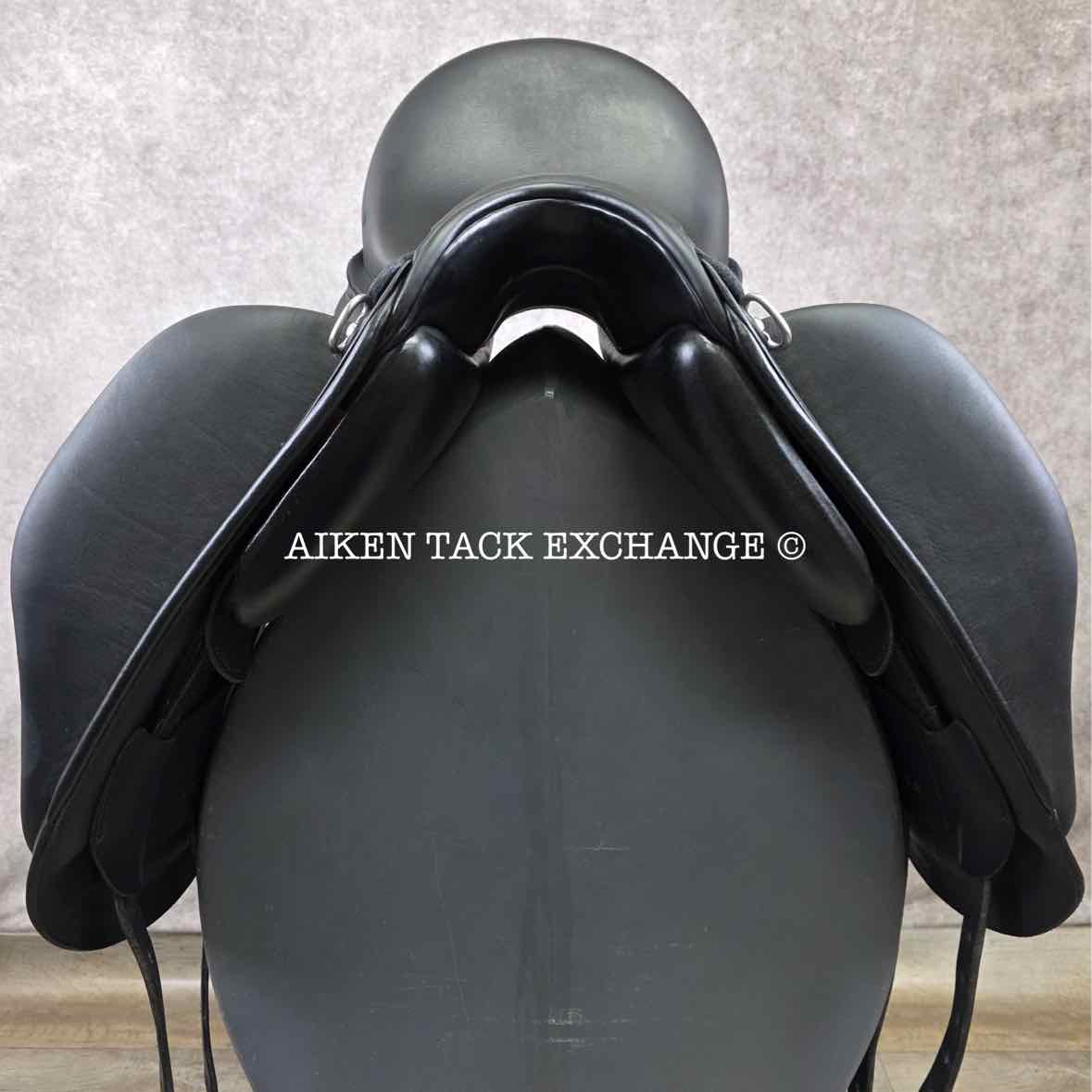 2023 Aviar Rook 2.0 Monoflap Dressage Saddle, 17.5" Seat, Adjustable Tree, Foam Panels