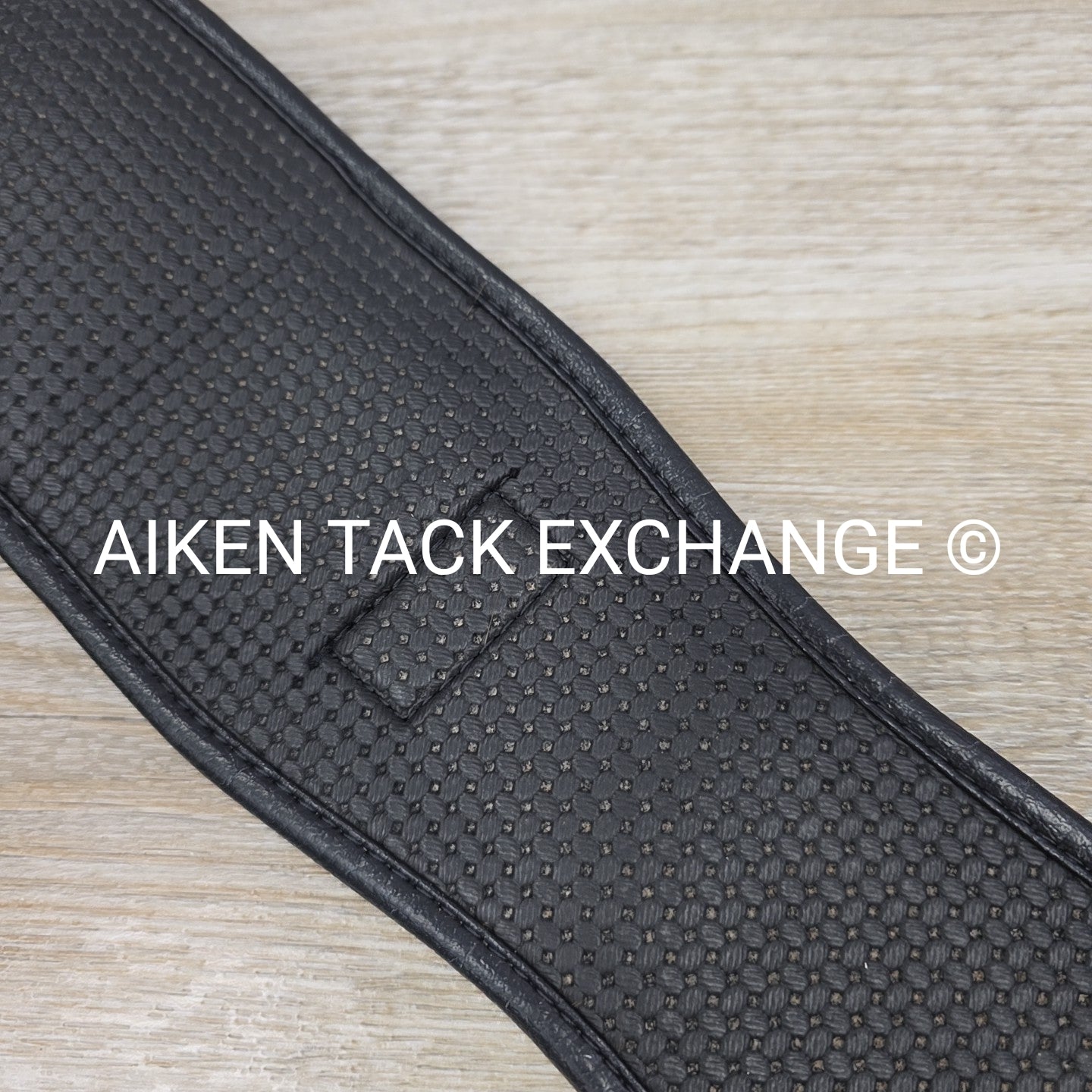 Ovation Airform Chafeless Dressage Girth, Black, 32"