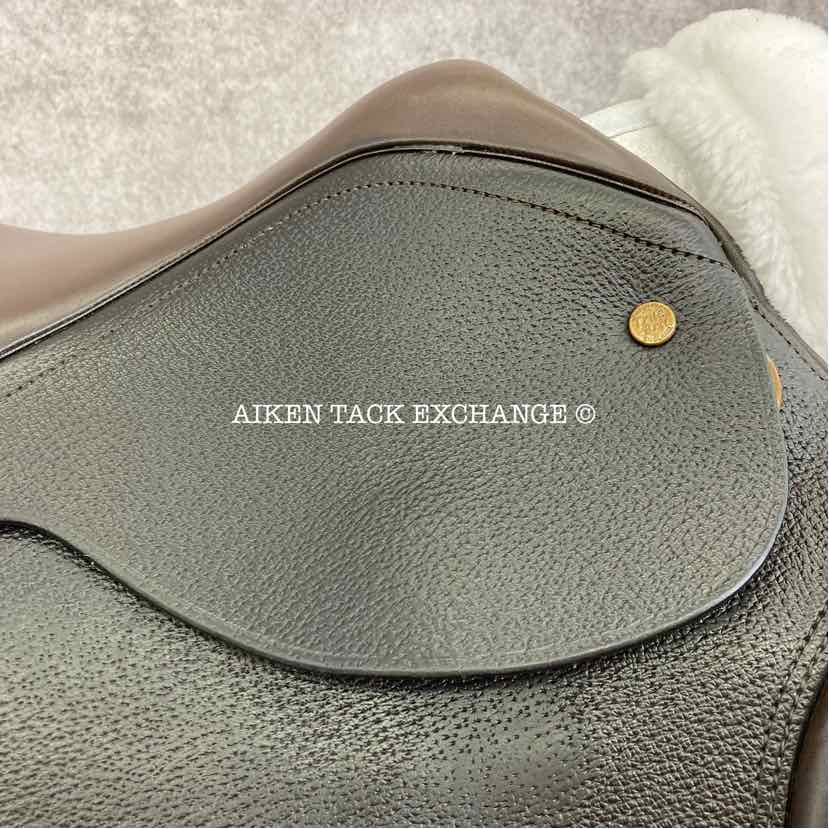True Brit All Purpose Jump Saddle, 17" Seat, Medium Tree, Foam Panels