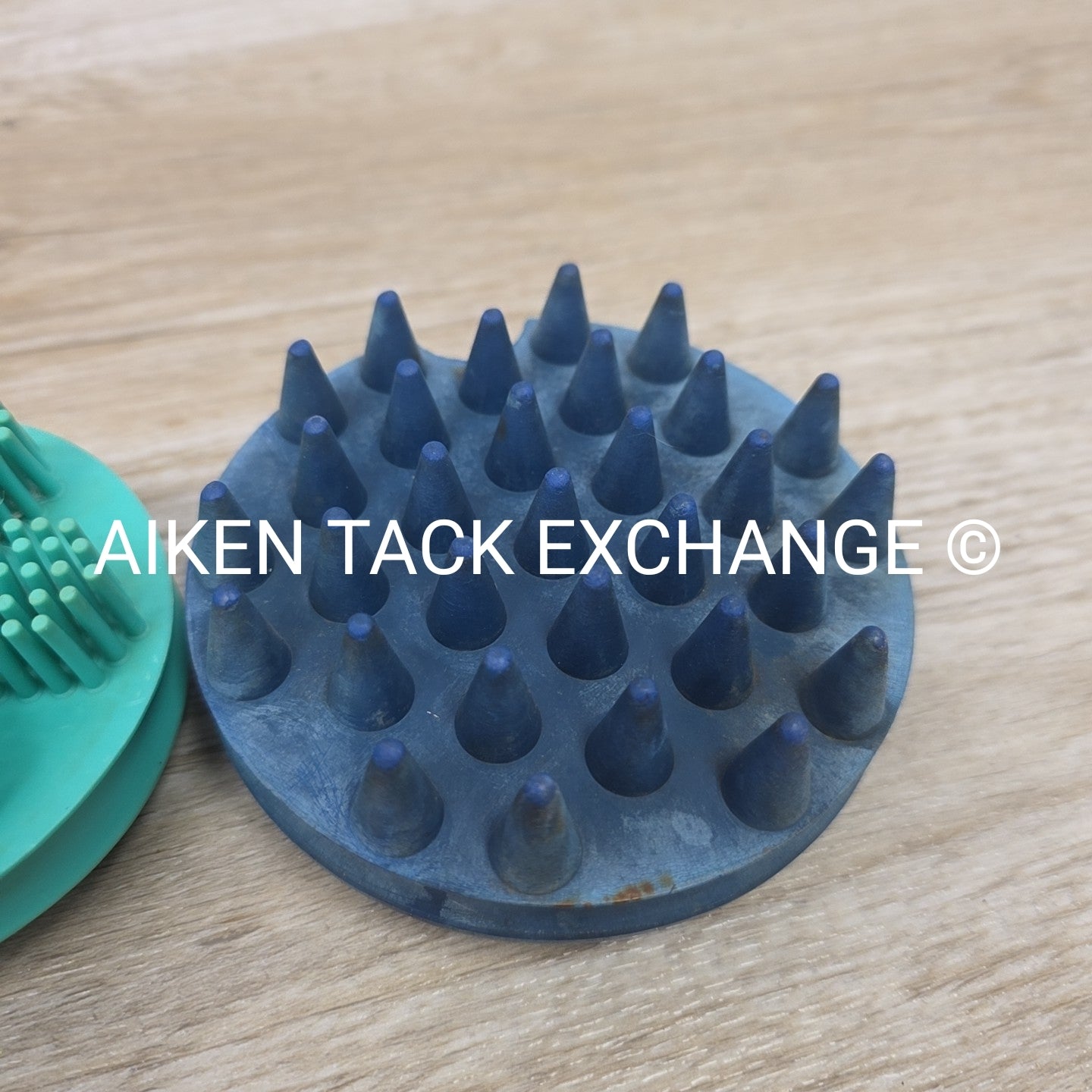 BARGAIN BUNDLE: Set of 3 Round Curry Combs