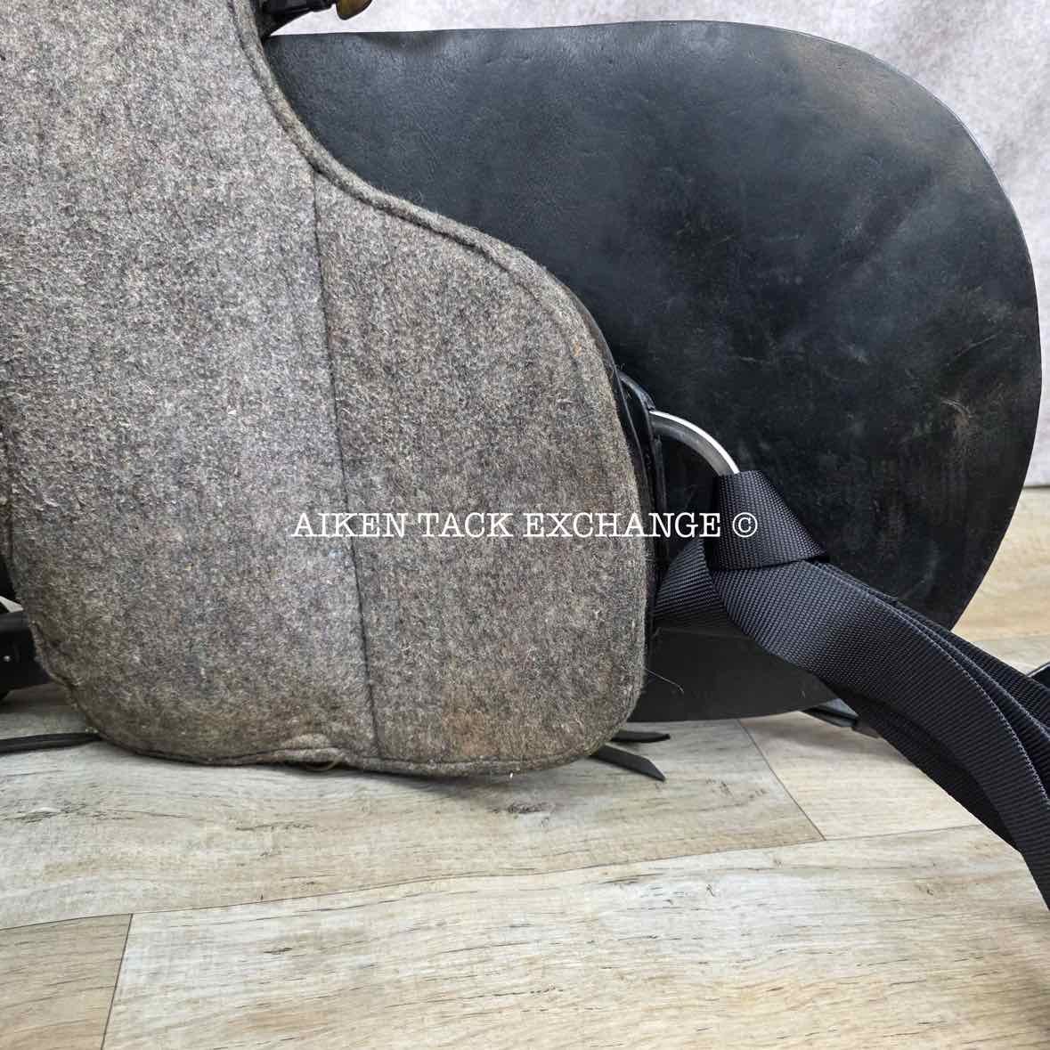 2003 Tucker 136 River Plantation Trail Saddle, 16.5" Seat, Medium Tree - Semi QH Bars