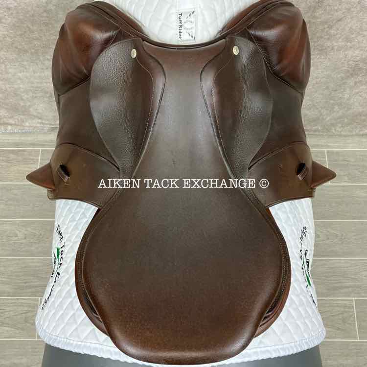 2009 CWD SE04 Monoflap Jump Saddle, 17.5" Seat, 3A Flap, Medium Wide Tree, Foam Panels, Full Buffalo Leather