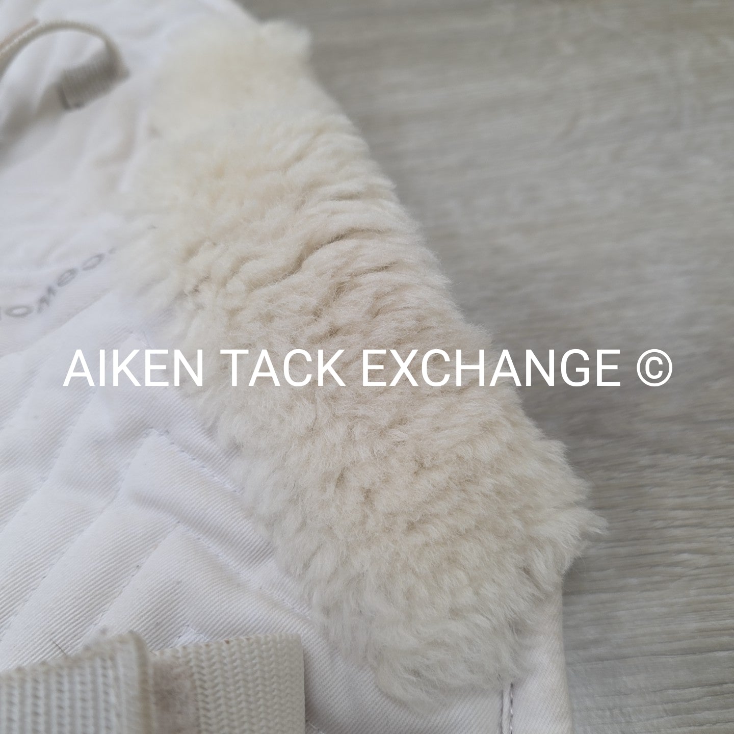 Fleeceworks Sheepskin Classic Original Half Pad with Rolled Edge, Pony