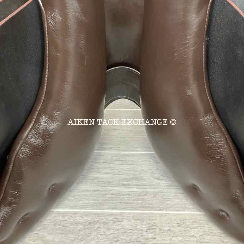 **SOLD** 2019 Loxley by Bliss Jump Saddle, 17.5" Seat, Adjustable Tree - Changeable Gullet, Wool Flocked Panels