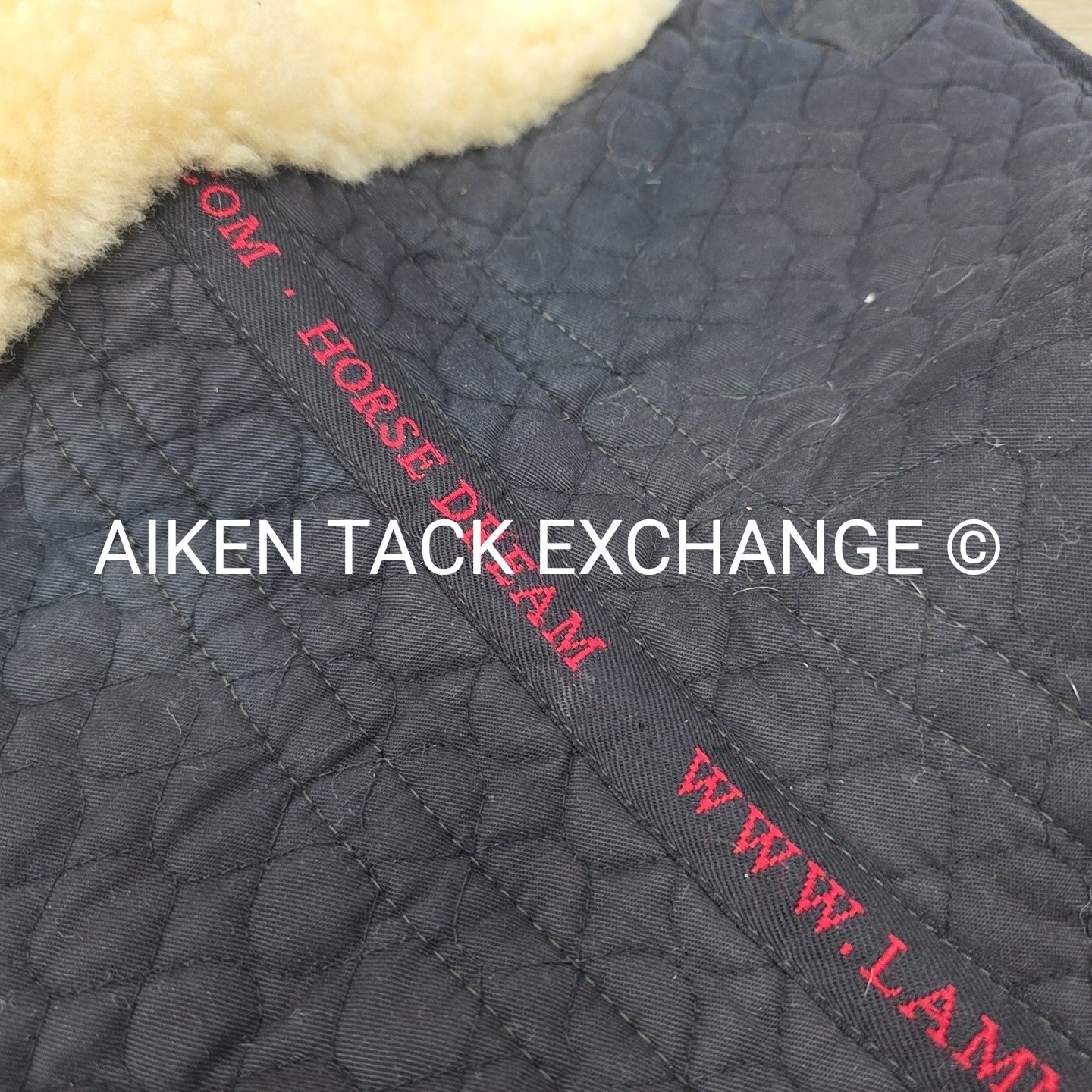 Christ HorseDream Sheepskin Shimmable Half Pad