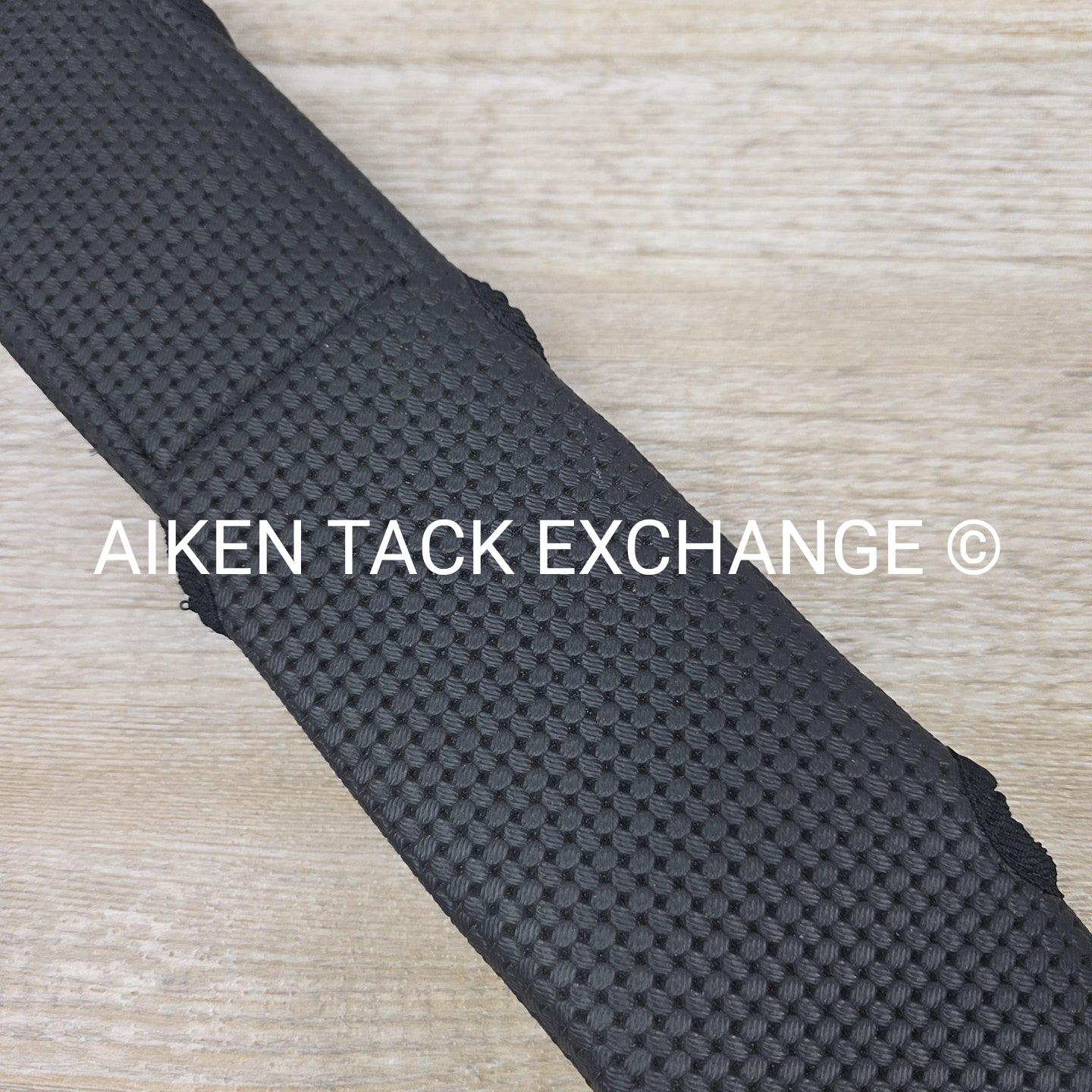 Advantage Adjustable Dressage Girth, Size 23-34"