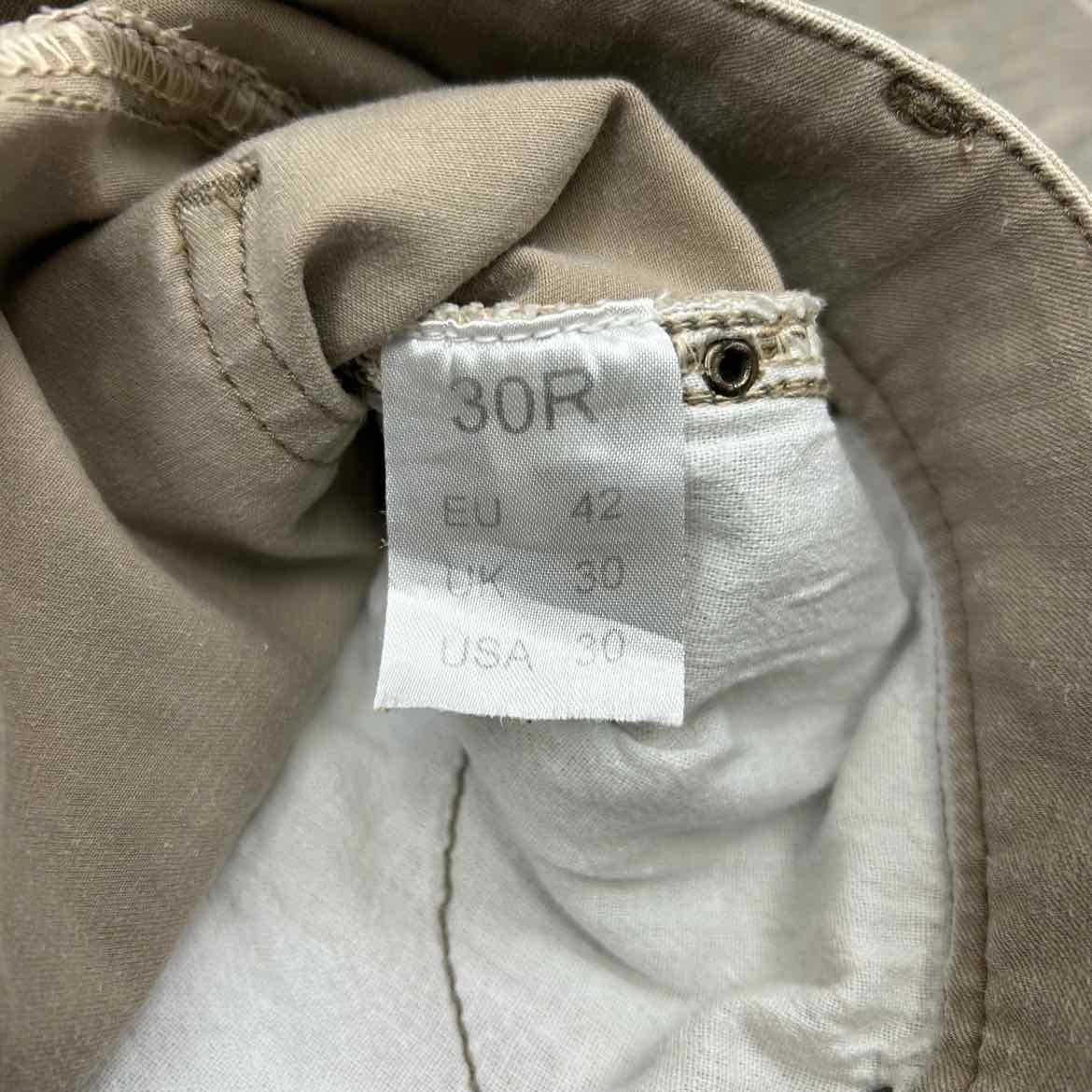 Goode Rider Silicone Grip Knee Patch Breeches, Size 30 R