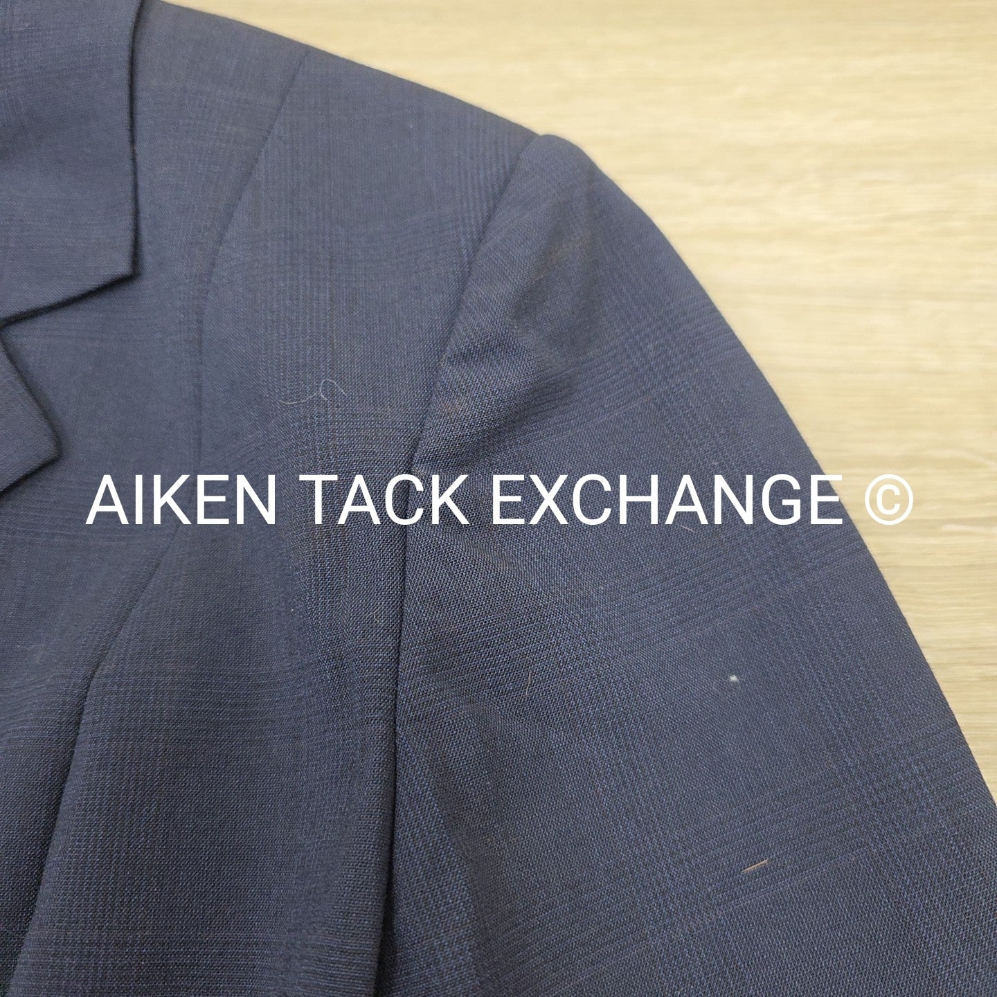 Tailored Sportsman Show Coat, Size 4 R