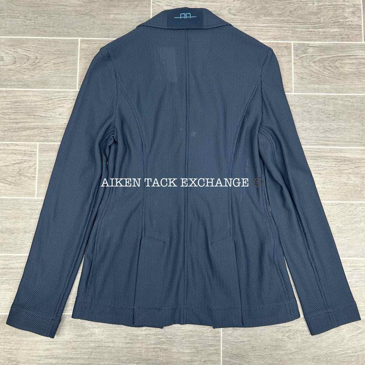 AA Platinum MotionLite Competition Show Coat, Size Small