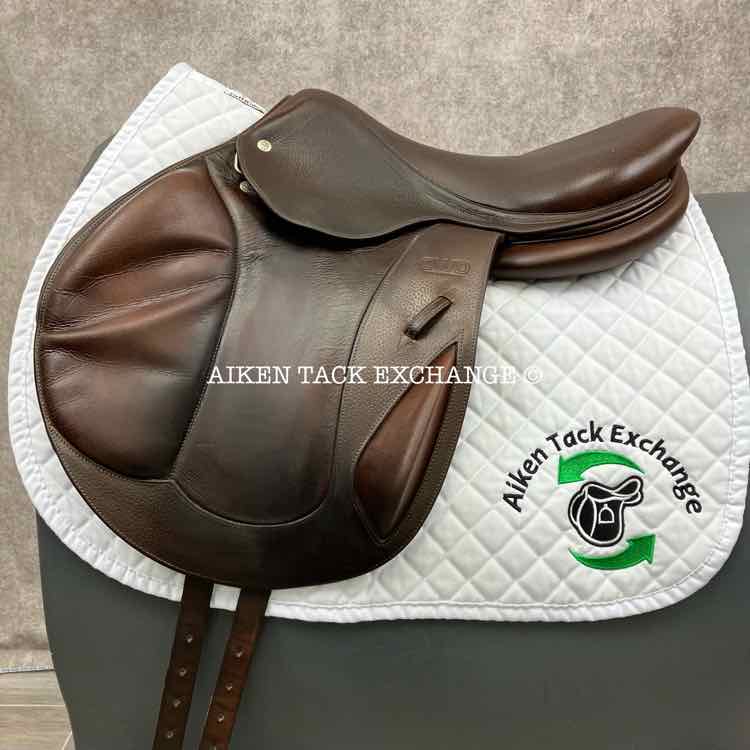 2009 CWD SE04 Monoflap Jump Saddle, 17.5" Seat, 3A Flap, Medium Wide Tree, Foam Panels, Full Buffalo Leather