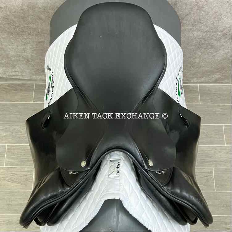 **SOLD** 2002 Amerigo DJ Close Contact Jump Saddle, 16.5" Seat, Medium Tree, Wool Flocked Panels