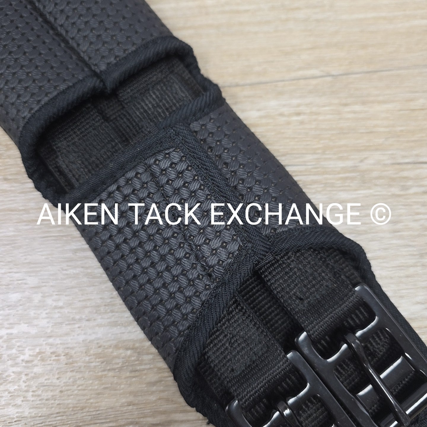 Advantage Adjustable Dressage Girth, Size 23-34"