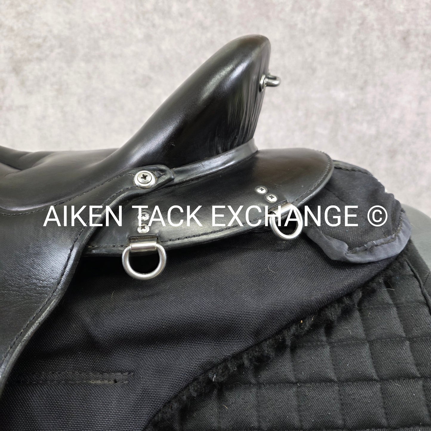 Ortho-Flex Endurance Trail Saddle, 15.5" Seat, Wide Fit with Flex Panels