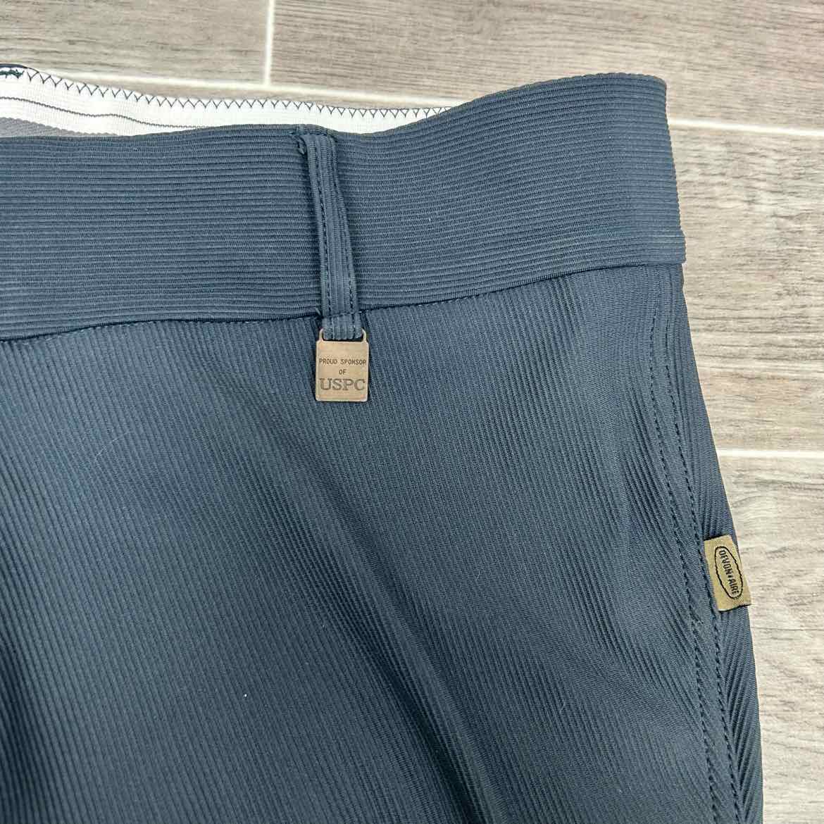 Devon-Aire Full Seat Breeches, Size 36 R