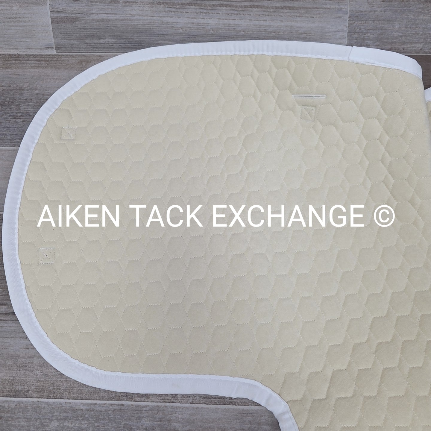 EA Mattes Platinum Contour Quilt Correction Pad, Size XLarge