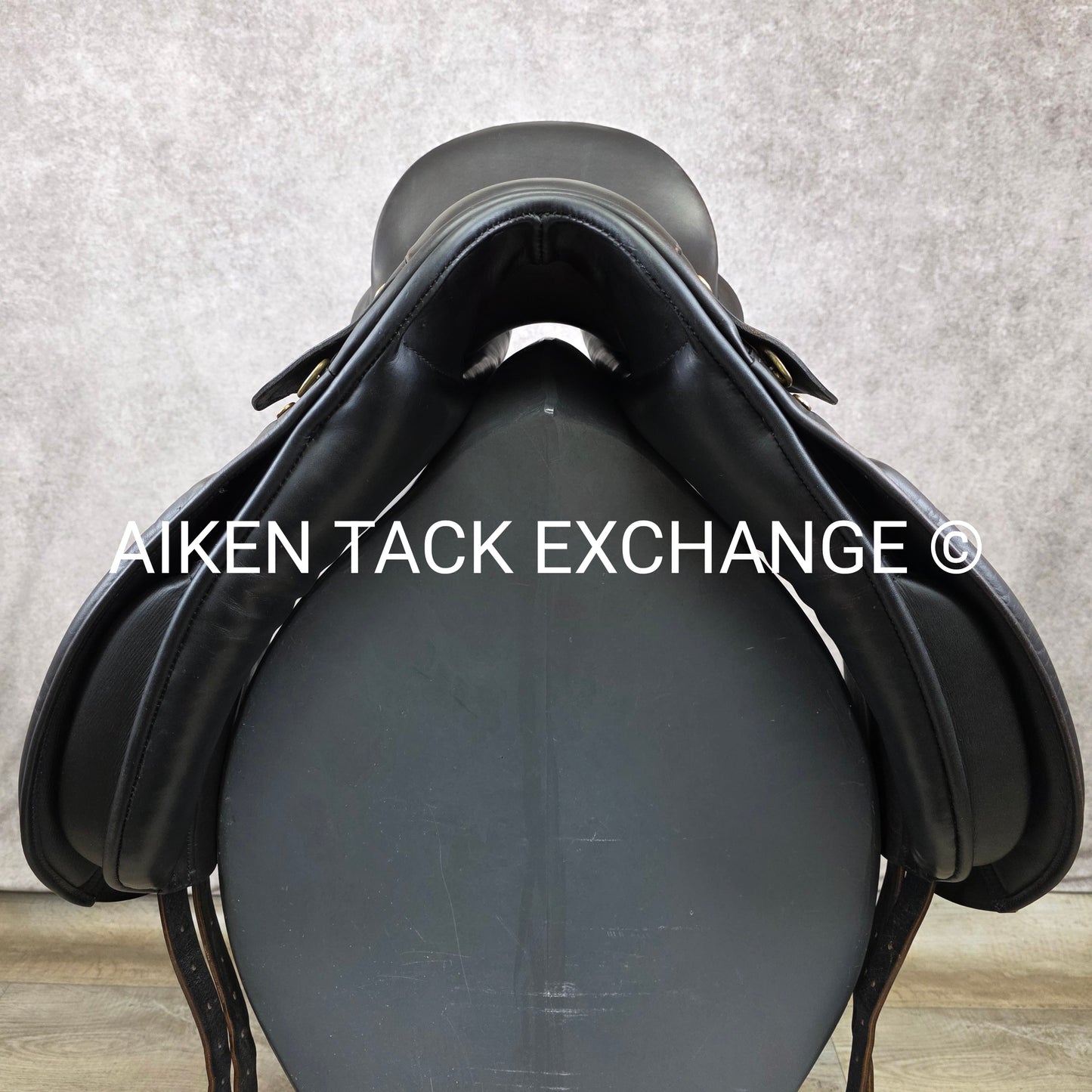 Albion Original Comfort Dressage Saddle, 17.5" Seat, Medium Wide Tree, Wool Flocked Panels