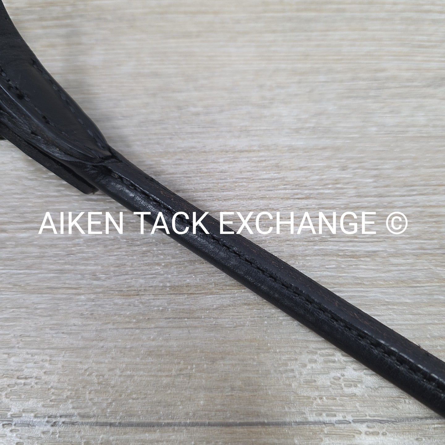 Tory Leather Rolled Grab Strap, Black