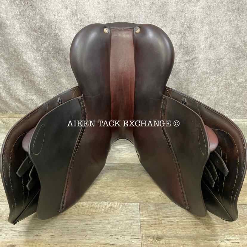 2015 CWD SE02 Close Contact Jump Saddle, 17" Seat, 3L Flap, Medium Tree, Foam Panels, Full Buffalo Leather