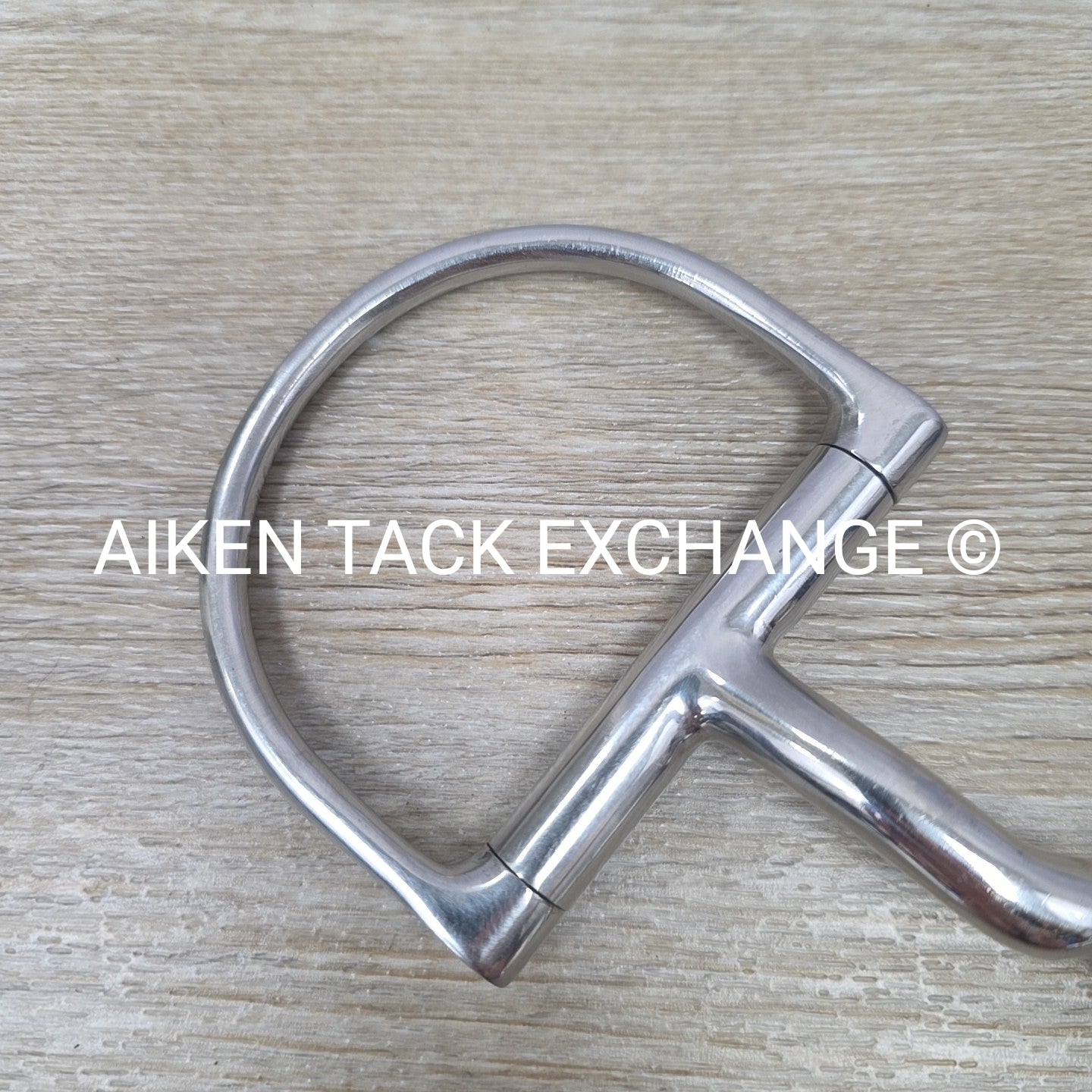 Myler Dee Ring Bit w/o Hooks Low Port Comfort Snaffle MB 04, 5.5"