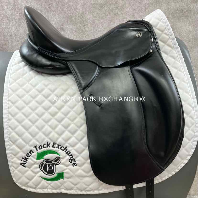 2002 Kieffer Lusitano Kur Dressage Saddle, 17" Seat, Medium Wide Tree, Wool Flocked Panels