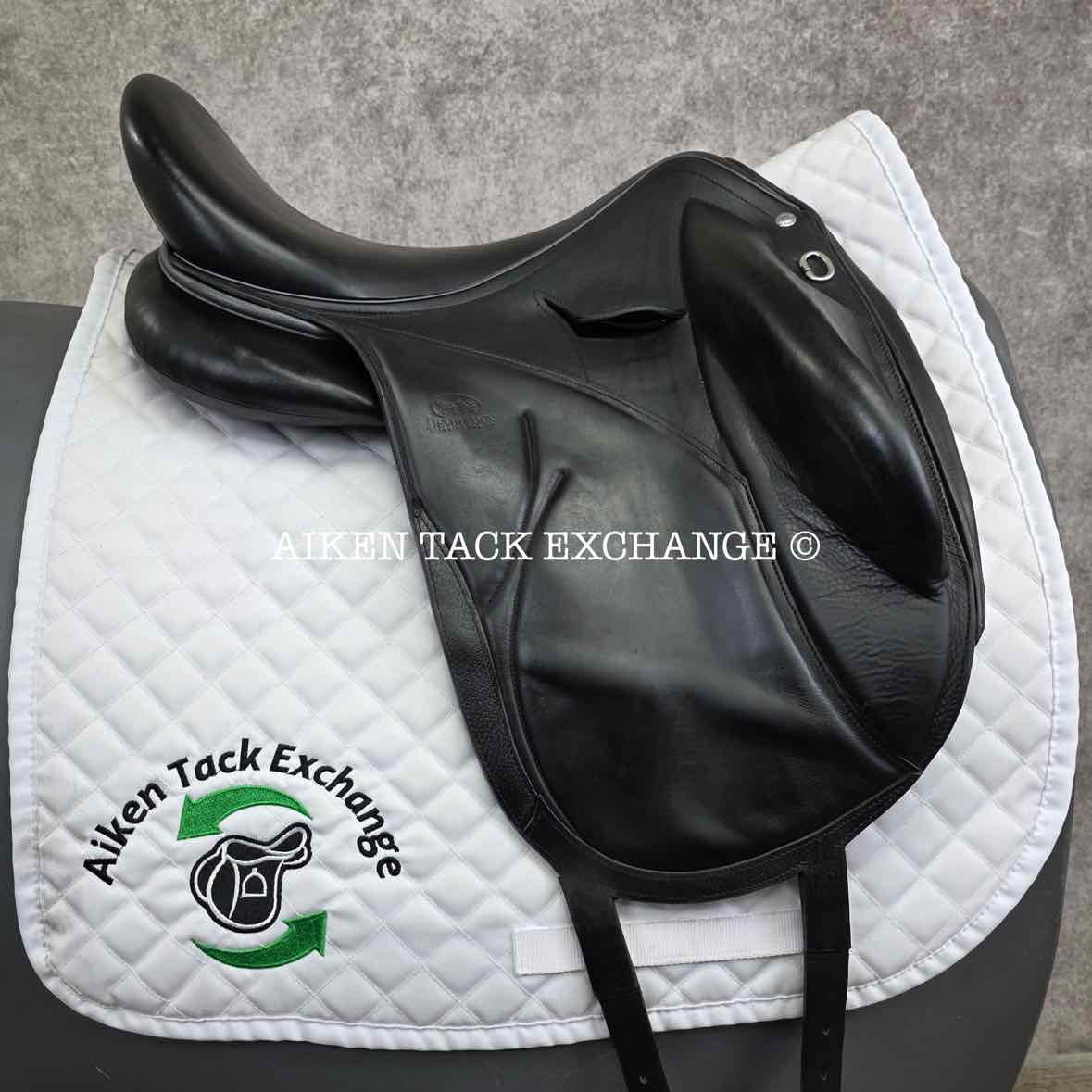 2020 Devoucoux Makila Lab Monoflap Dressage Saddle, 18" Seat, 2AA Flap, Medium Tree, D3D Panels, Full Buffalo Leather