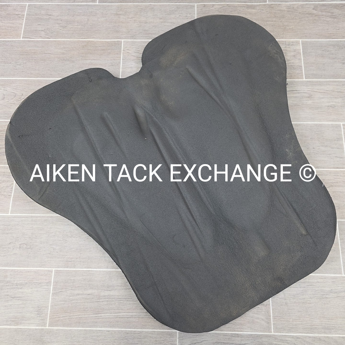 Cashel Swayback Shaped Pad