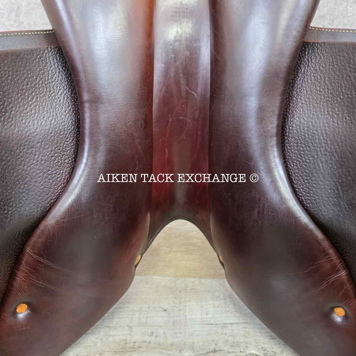 2003 Butet L-Seat (Semi Deep) Close Contact Jump Saddle, 17" Seat, 1 Flap, Medium Tree, Foam Panels