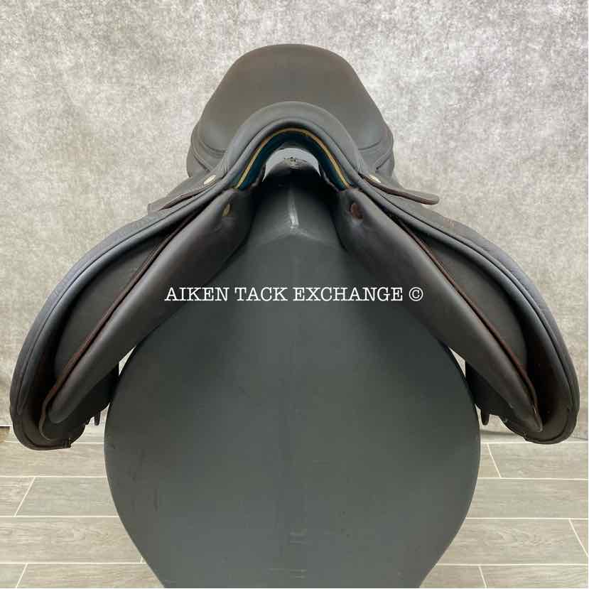 **SOLD** 2011 Voltaire Palm Beach Close Contact Jump Saddle, 17" Seat, 1 Flap, Medium Wide Tree, FIN Panels, Full Buffalo Leather