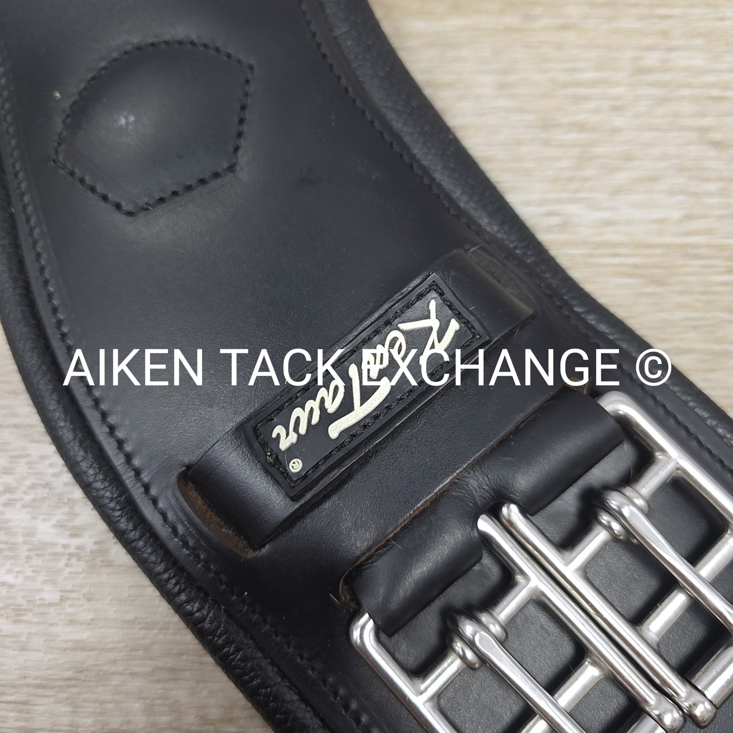 Kentaur Geneva Anatomic Dressage Girth, Black, 65 cm (26 in)