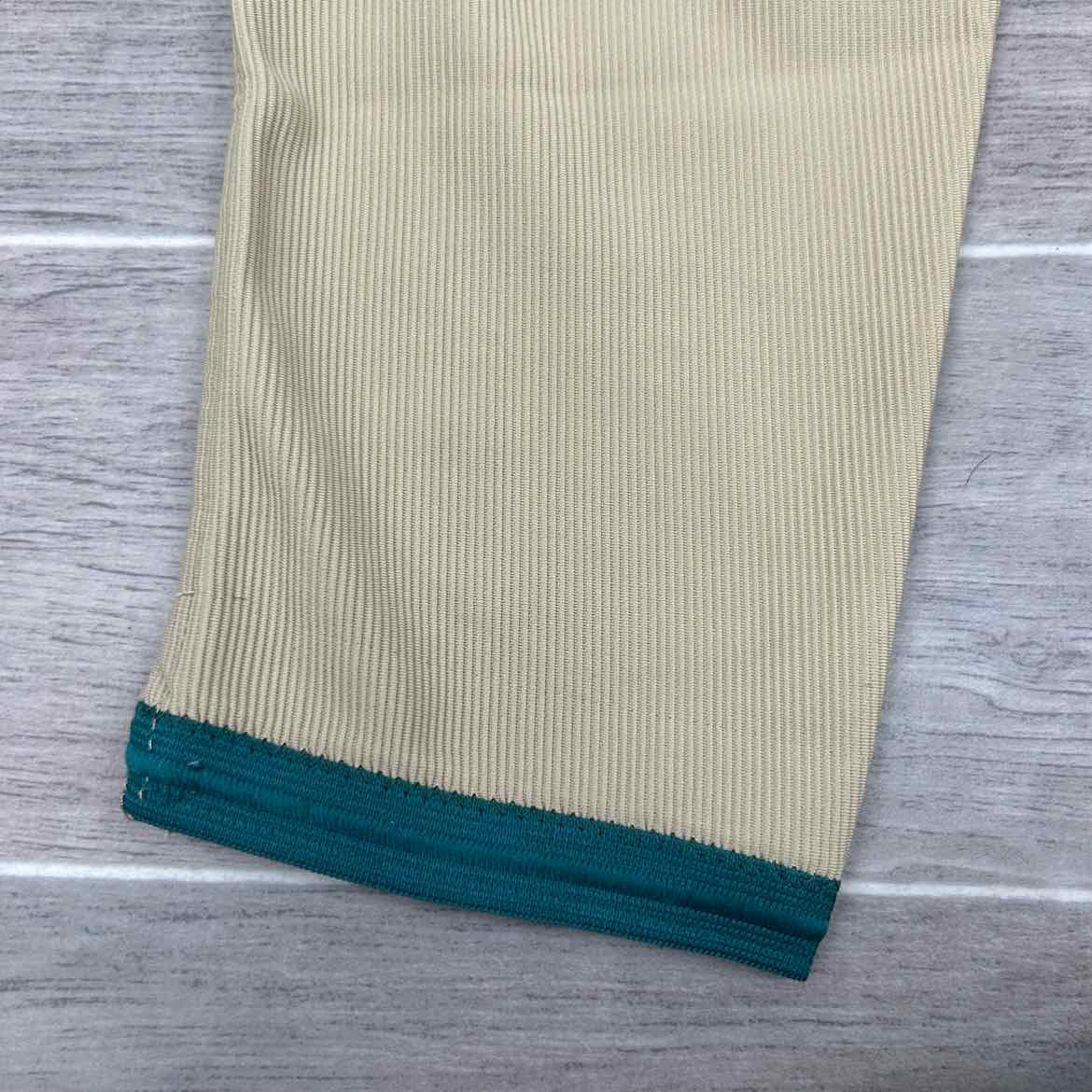 Devon-Aire Knee Patch Breeches, Size 32 L