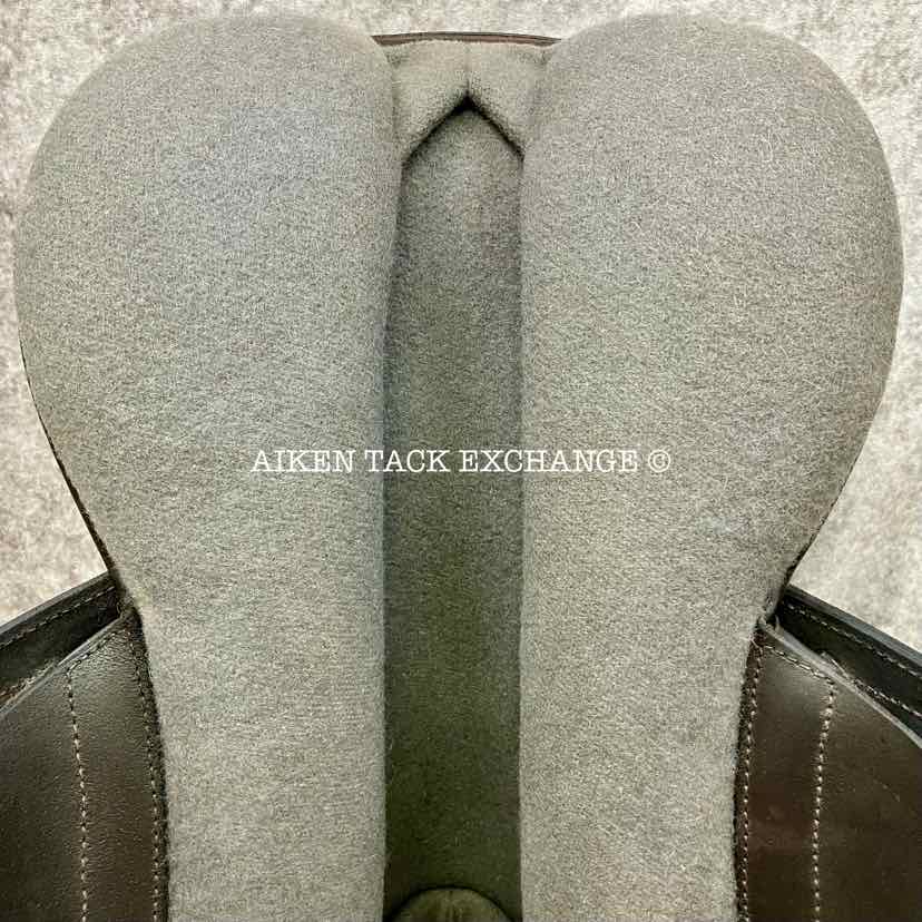 2013 Black Country Solare Jump Saddle, 17.5" Seat, Medium/Medium Wide Tree, Wool Flocked Serge Panels
