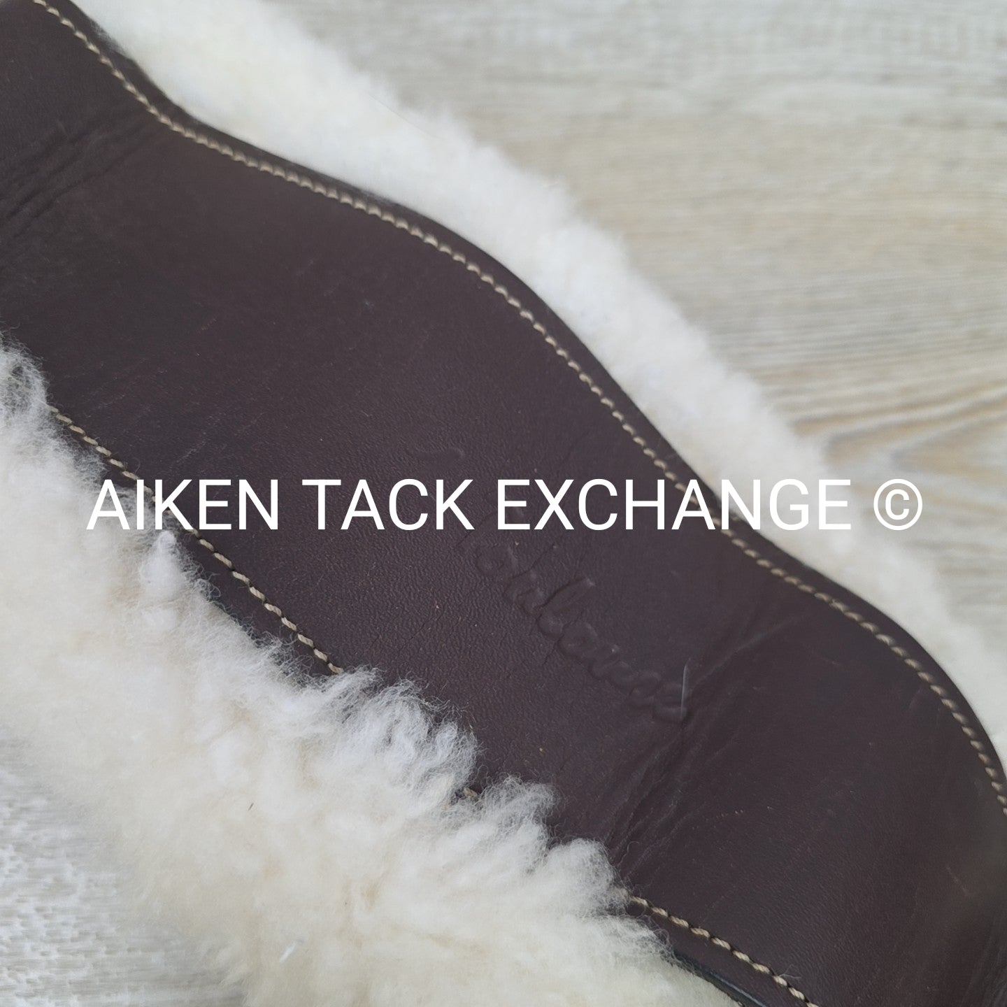 M. Toulouse Leather Girth with Removable Sheepskin, Brown, 50"