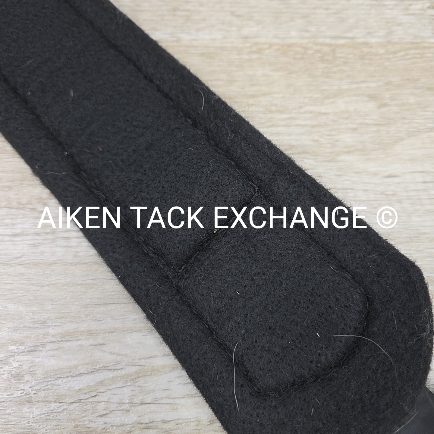 Weaver Leather Felt Lined Draft Cinch, Black, 38"