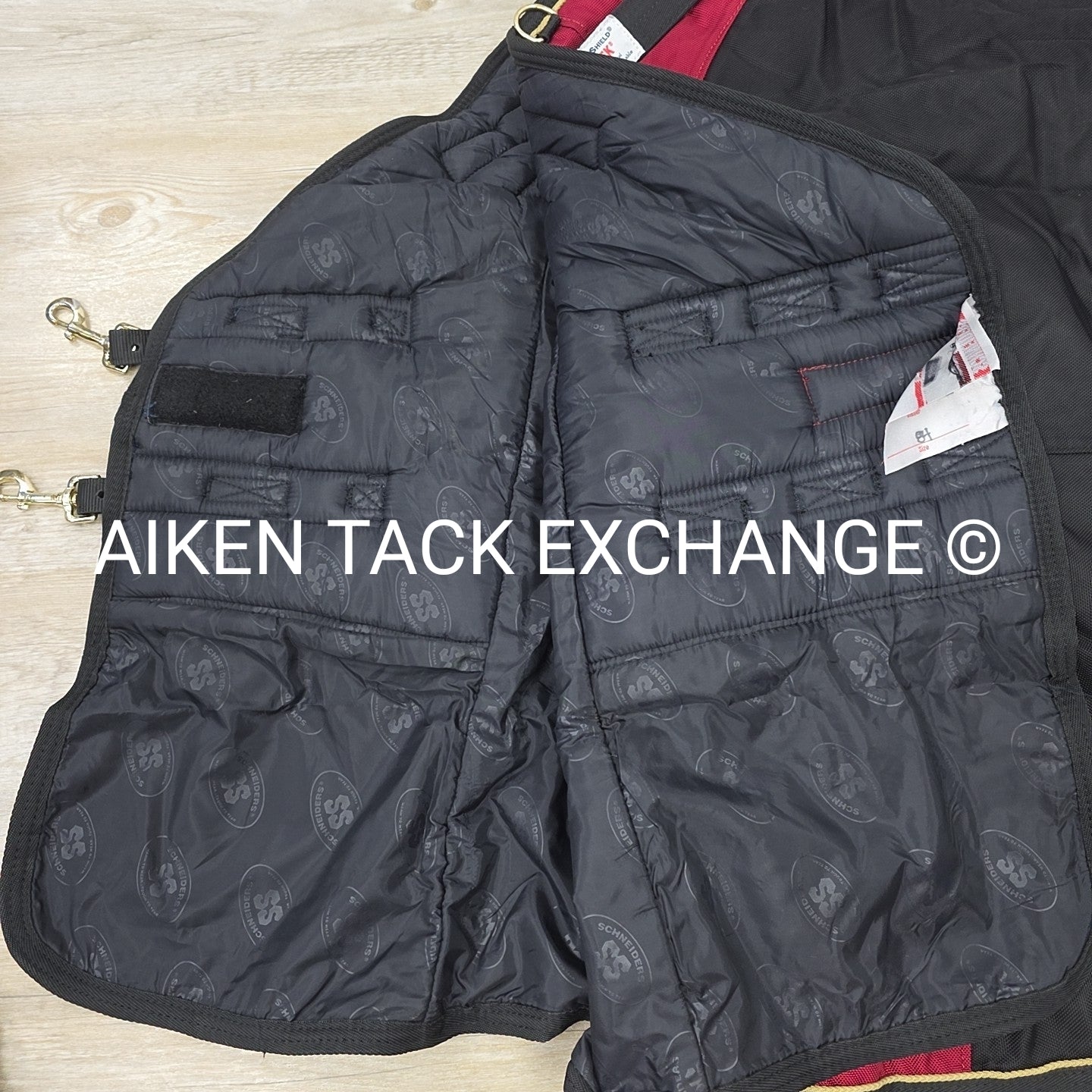 Schneiders VTEK Adjusta-Fit Heavy Weight Turnout Blanket, 84"