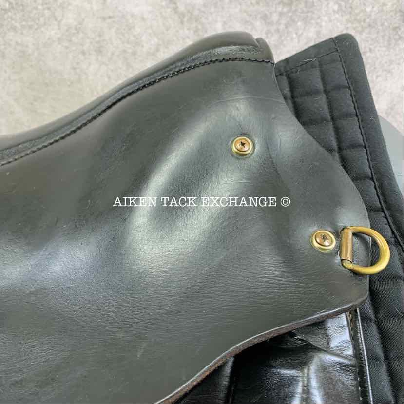 **SOLD** Unknown Brand Endurance Saddle, 18" Seat, Wide Tree