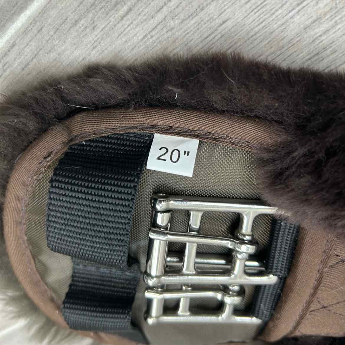 CAS Equestrian Sheepskin Girth, Brown, 20"