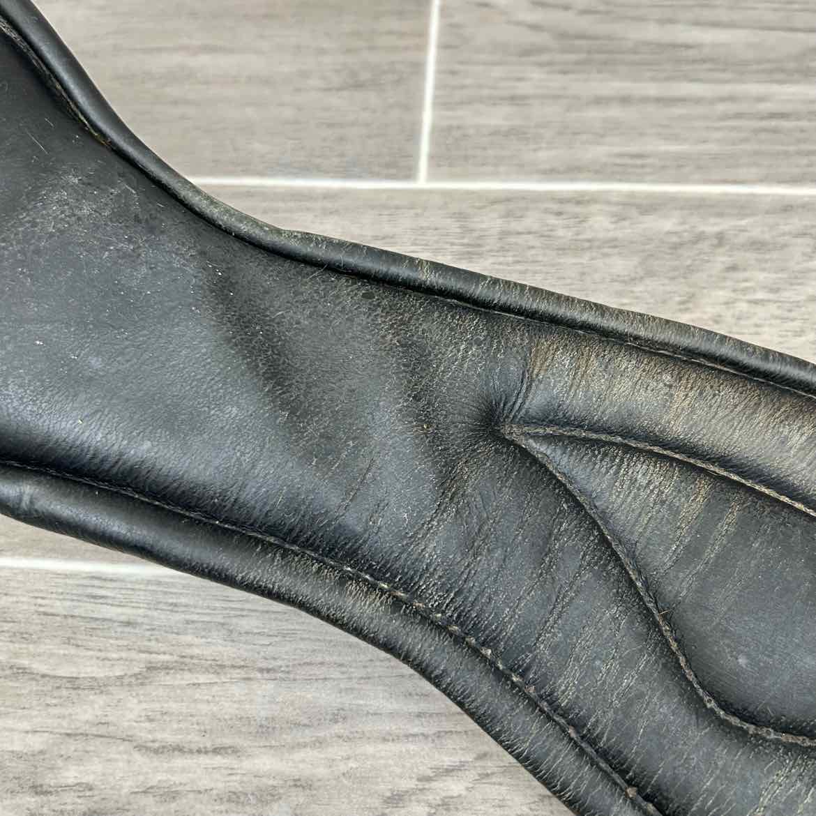 Total Saddle Fit Shoulder Relief Girth, Black, 20"