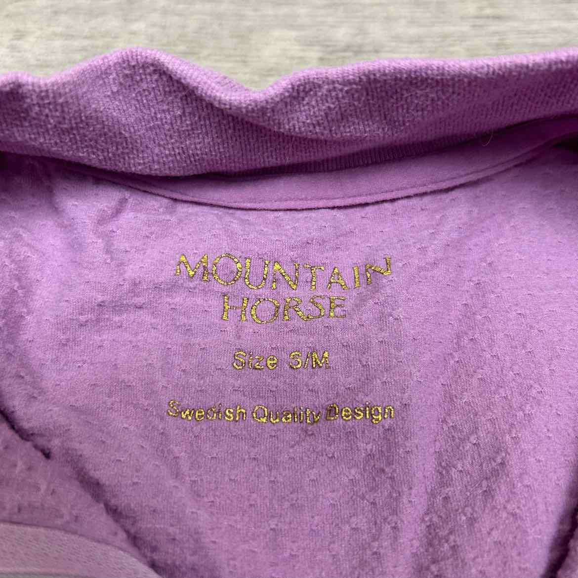 Mountain Horse Long Sleeve Base Layer Top, Size Small