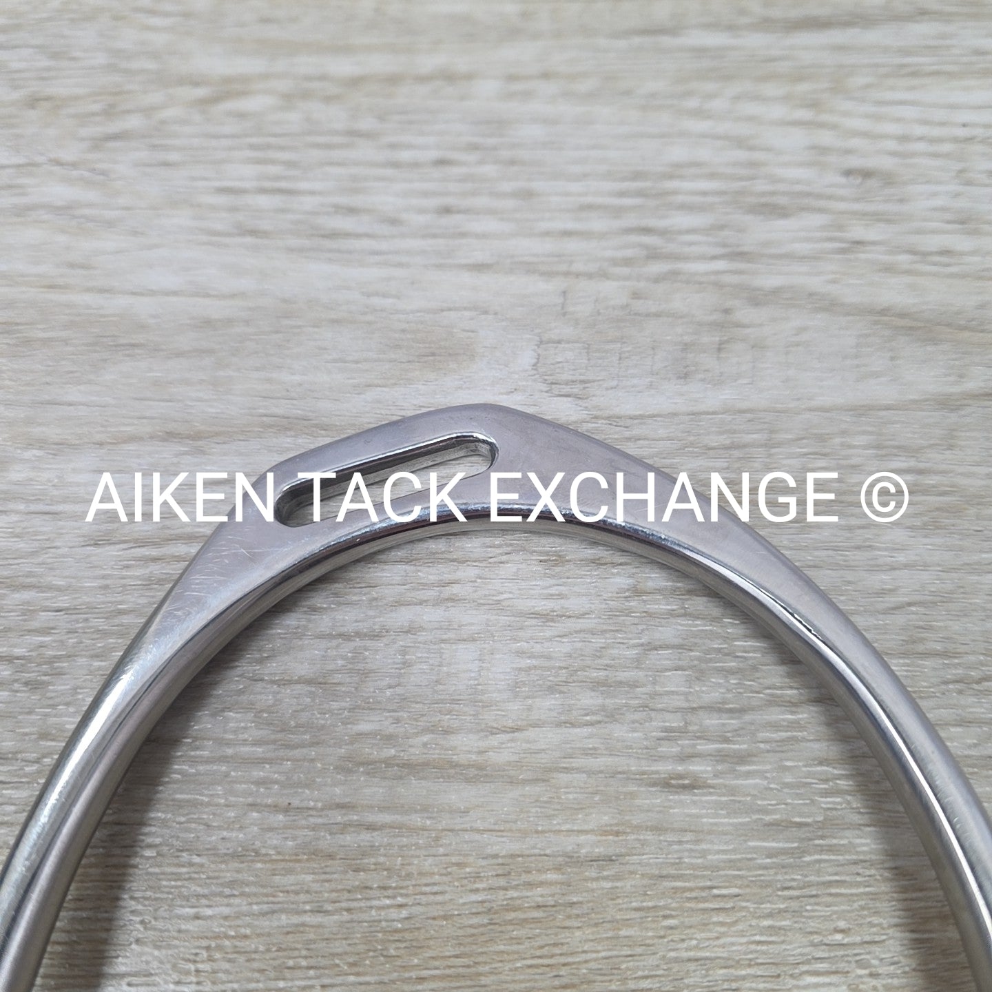 Stubben Offset Fillis Stirrup Irons 4.75"