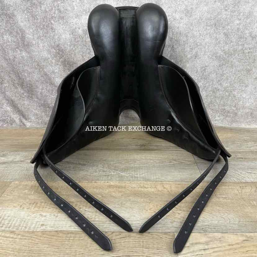 2009 Prestige Grand Dressage Saddle, 17" Seat, 33 Tree - Medium, Wool Flocked Panels